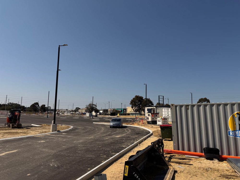 SQUARE SHS POLES SUPPLIED – NEW BUNNINGS MALAGA STORE 2 Square SHS poles Bunnings Malaga